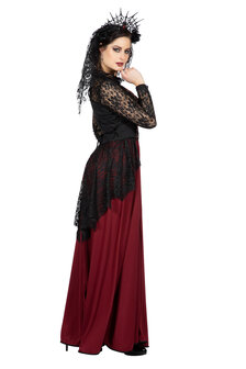 Gothic dame